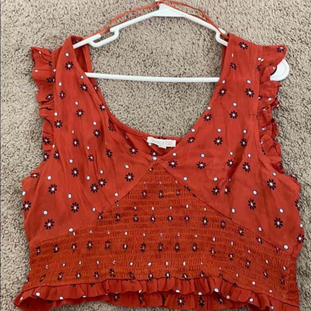 Crop top